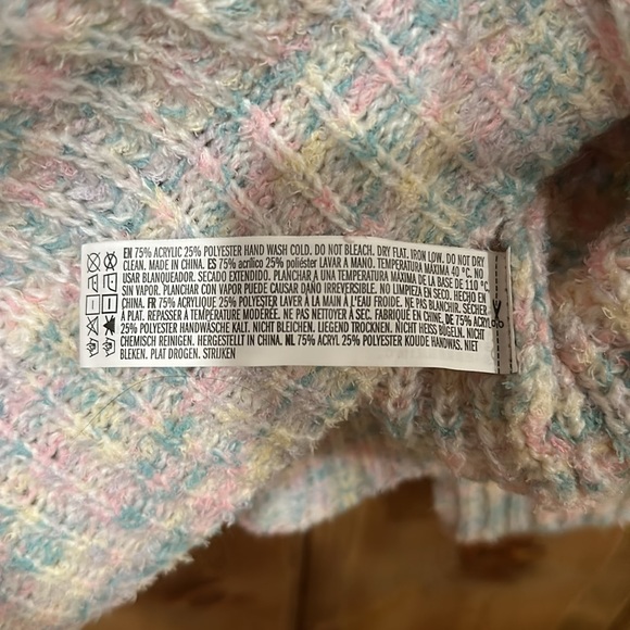 Forever 21 knit sweater multi color - Picture 5 of 5